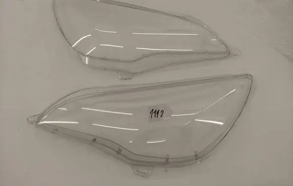 Vauxhall Astra J Headlight lense 1305631062 1305631063