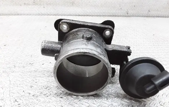 KIA Sorento Engine shut-off valve 