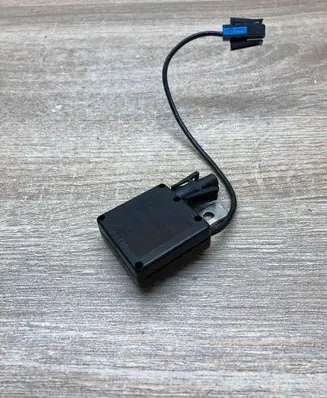 BMW X5 E53 Antenna control unit 8380945