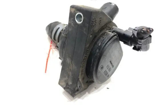 Volkswagen T-Cross Oil filter mounting bracket 2Q0965567