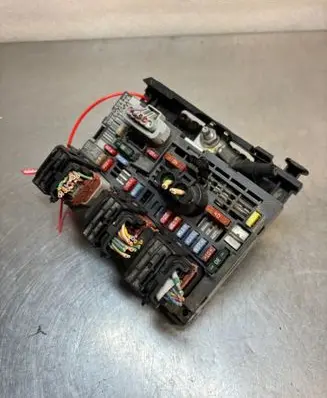 Peugeot Partner Fuse box set
