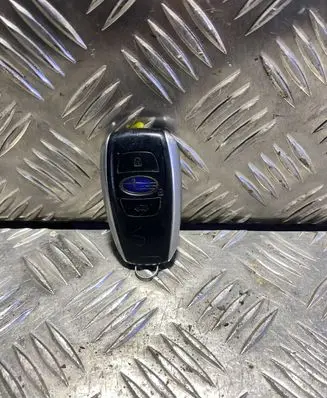 Subaru Forester SJ Ignition key/card 