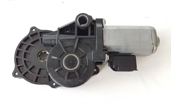 Subaru Forester SJ Seat adjustment motor ML5F015942