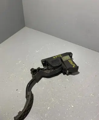Volkswagen Golf IV Accelerator throttle pedal 1J2721503H 0281002346 384110013YB3