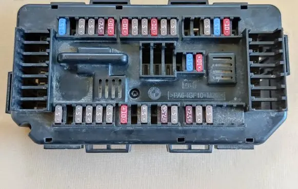 BMW 3 F30 F35 F31 Fuse module 9337879 61149337879