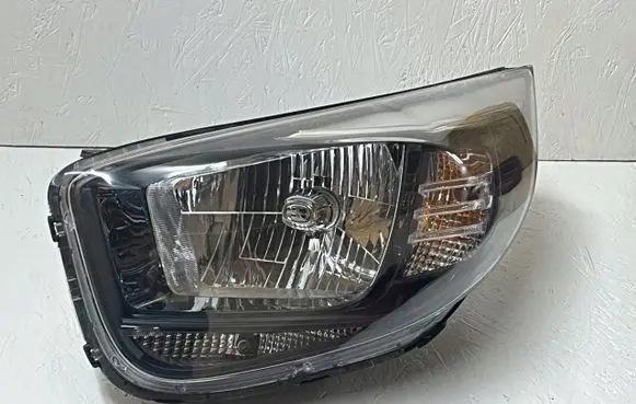 KIA Picanto Headlight/headlamp 92101