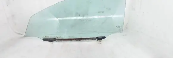 Toyota Avensis T250 Front door window glass four-door