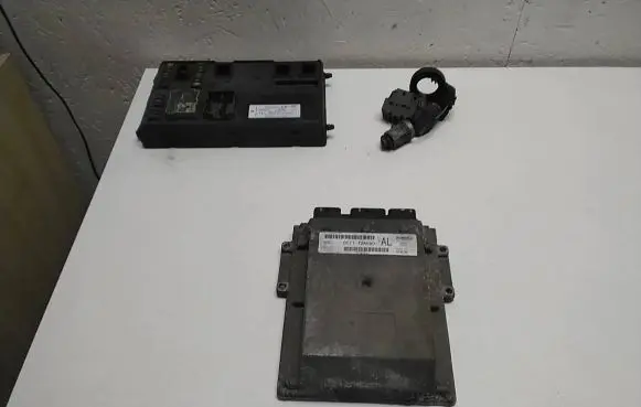 Ford Transit Engine ECU kit and lock set 6C1112A650 6C1T14A073