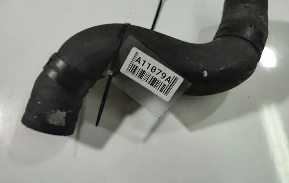 Toyota Avensis T250 Engine coolant pipe/hose 