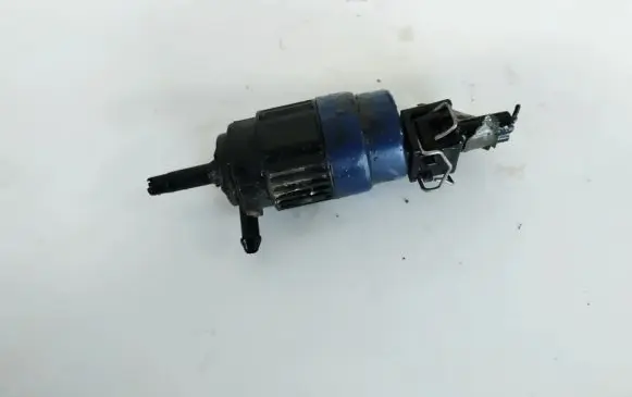 Nissan Pathfinder R51 Windscreen/windshield washer pump 28920eb320
