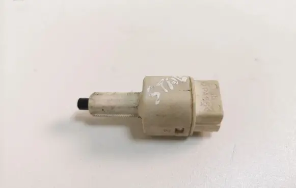 Toyota Yaris Brake pedal sensor switch
