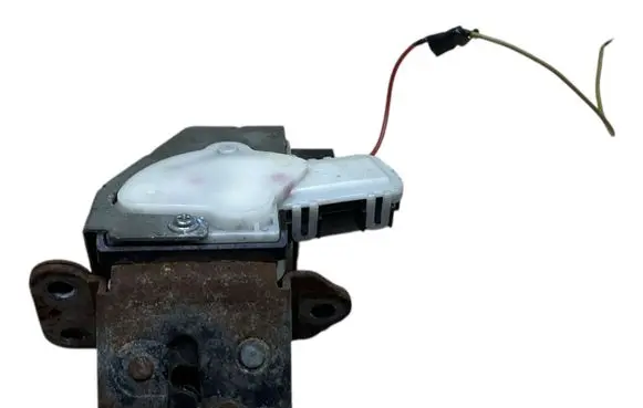 Mazda 6 Tailgate/trunk/boot lock/catch/latch C6728