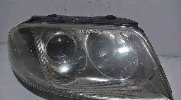 Volkswagen PASSAT B5.5 Headlight/headlamp