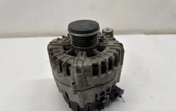BMW 3 F30 F35 F31 Generator/alternator 8578608