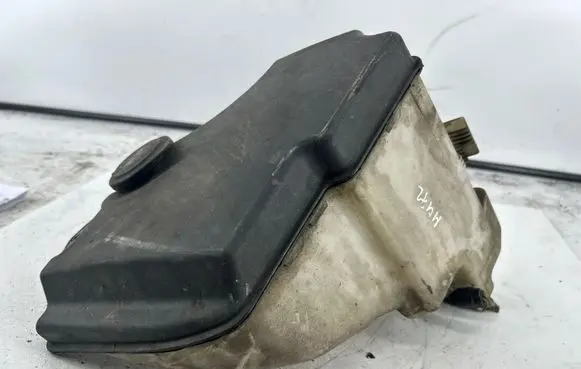 BMW Z4 E85 E86 Windshield washer fluid reservoir/tank 7007970