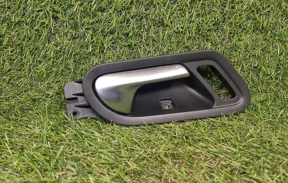 Volkswagen Scirocco Front door interior handle 1Q2837114