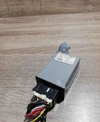 Mazda MPV Other control units/modules LC6467830 2L13A