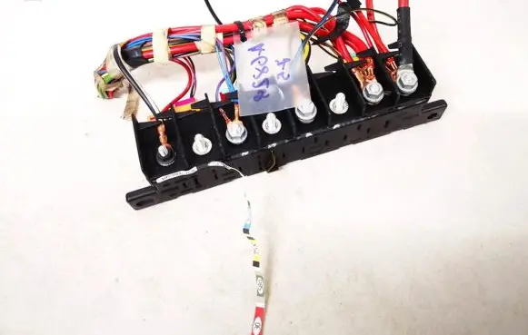 Audi A4 S4 B5 8D Fuse box set 4a1941822