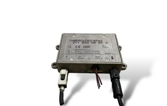Mercedes-Benz C W203 Antenna control unit 2118200885 09701212 MC3000DC