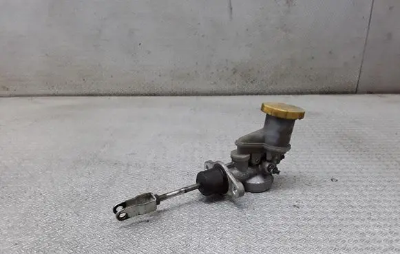 Clutch master cylinder