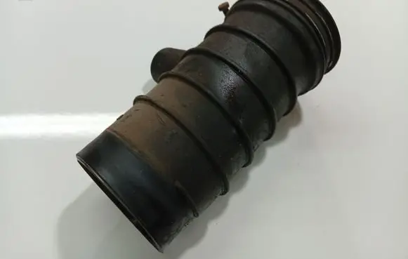 Peugeot 4007 Air intake hose/pipe 1505A407