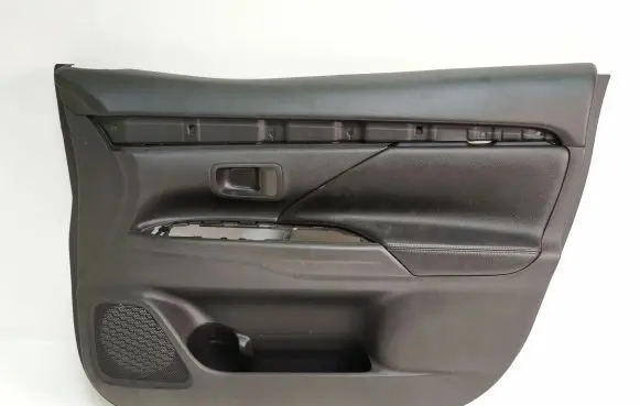 Mitsubishi Outlander Front door card panel trim K024AMCG4B45X