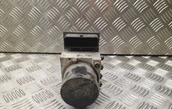 Skoda Fabia Mk1 (6Y) ABS Pump 6Q0614117S