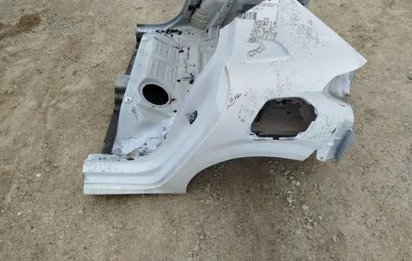 Peugeot 208 II Rear quarter panel