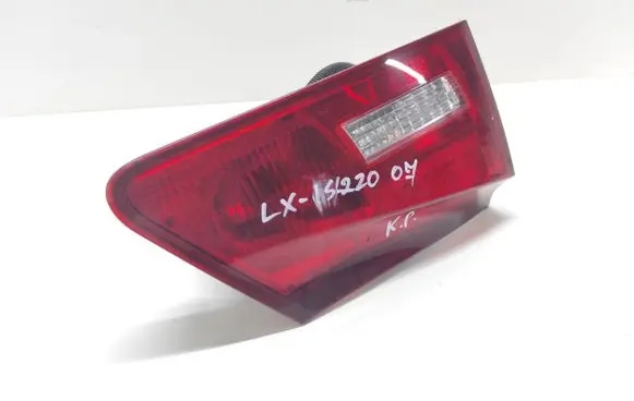 Lexus IS 220D-250-350 Tailgate rear/tail lights