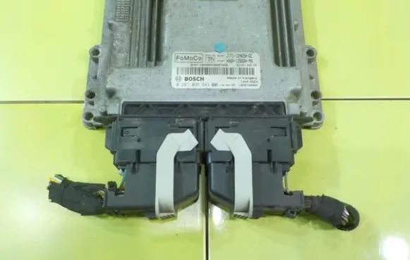 Ford Transit Courier Engine control unit/module JT7112A650GC XP228