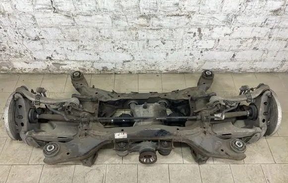 Jaguar XE Rear axle beam with reductor 