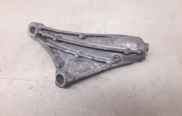 Honda Civic Engine mounting bracket 088037