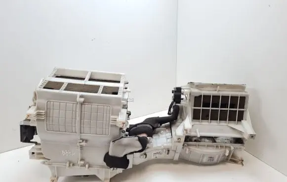 Mitsubishi Pajero Interior heater climate box assembly 1163008702 4431103713 1138002160