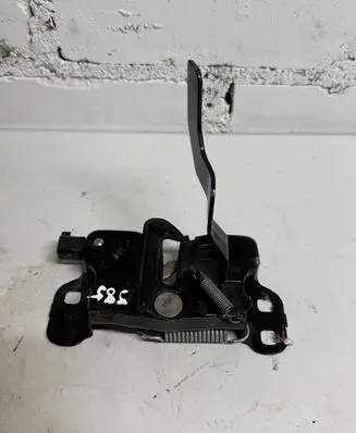 Dodge RAM Engine bonnet/hood lock/catch 68311130AB