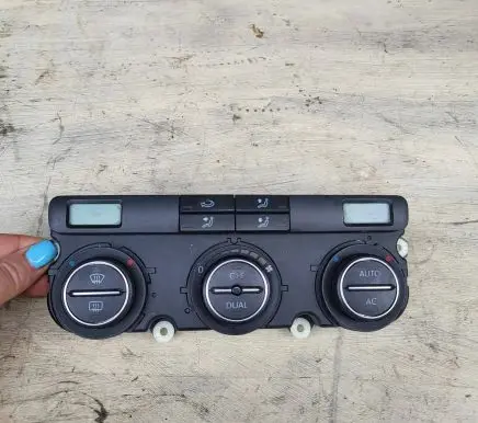Volkswagen Golf V Climate control unit 2LL9505014