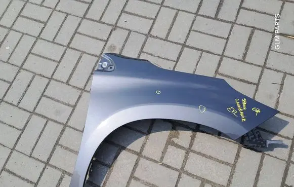 Peugeot 2008 I Fender