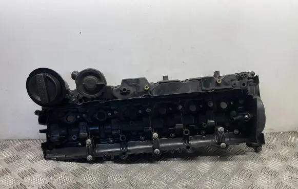 BMW 3 F30 F35 F31 Rocker cam cover 7823181