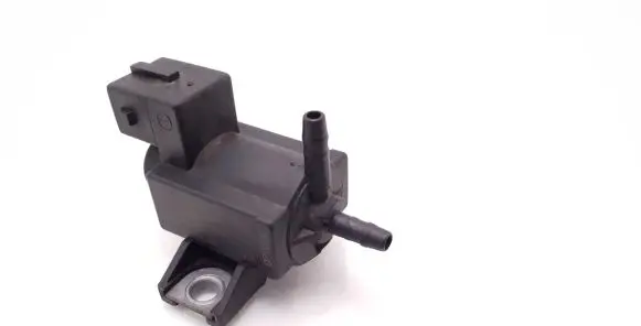 Toyota Auris 150 Turbo solenoid valve 258600R010 72828606