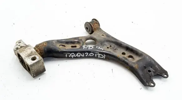 Volkswagen Tiguan Front lower control arm/wishbone 