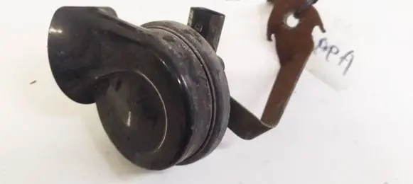 Volkswagen PASSAT B6 Horn signal E1000209