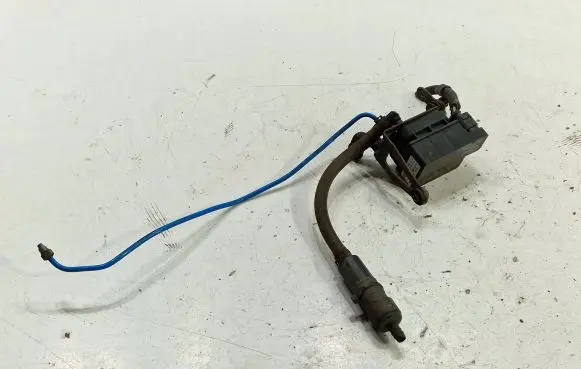 Porsche Panamera (970) Air suspension valve block 97035815302 15152400272