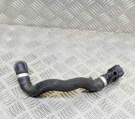 Mercedes-Benz E W213 Engine coolant pipe/hose
