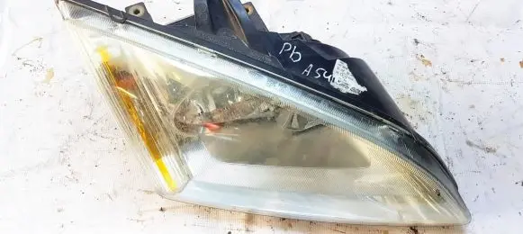 Ford Focus Headlight/headlamp