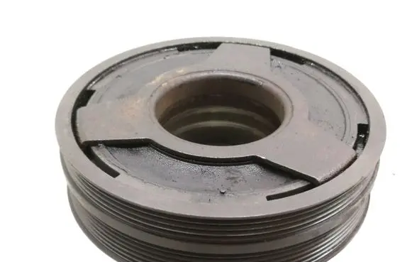 Volkswagen PASSAT B5.5 Crankshaft pulley 059105251M