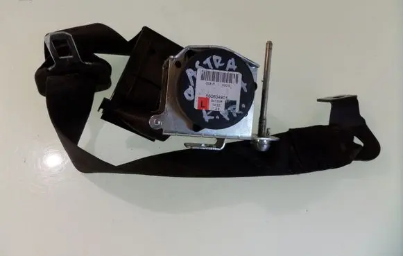 Opel Astra H Front seatbelt 560834901 604512200