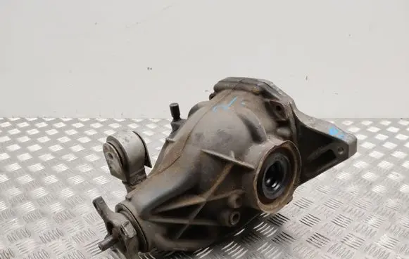 Mercedes-Benz E W212 Rear differential A2043510508