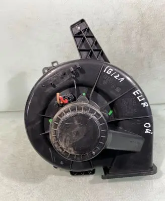 Seat Ibiza III (6L) Heater fan/blower 6Q1820015G