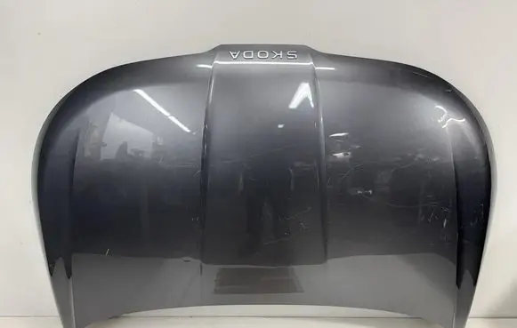 Skoda Fabia Mk2 (5J) Engine bonnet/hood 5LJ823155