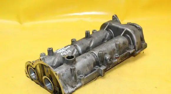 Opel Astra G Rocker cam cover 
