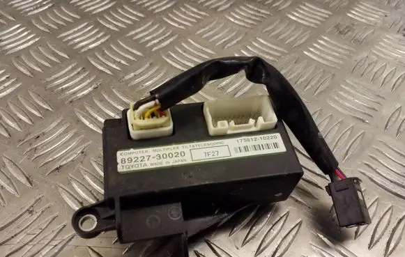 Lexus GS 300 350 430 450H Other control units/modules 8922730020 17581210220